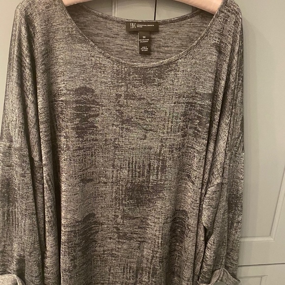 INC International Concepts grey top, size 3X - Picture 1 of 4